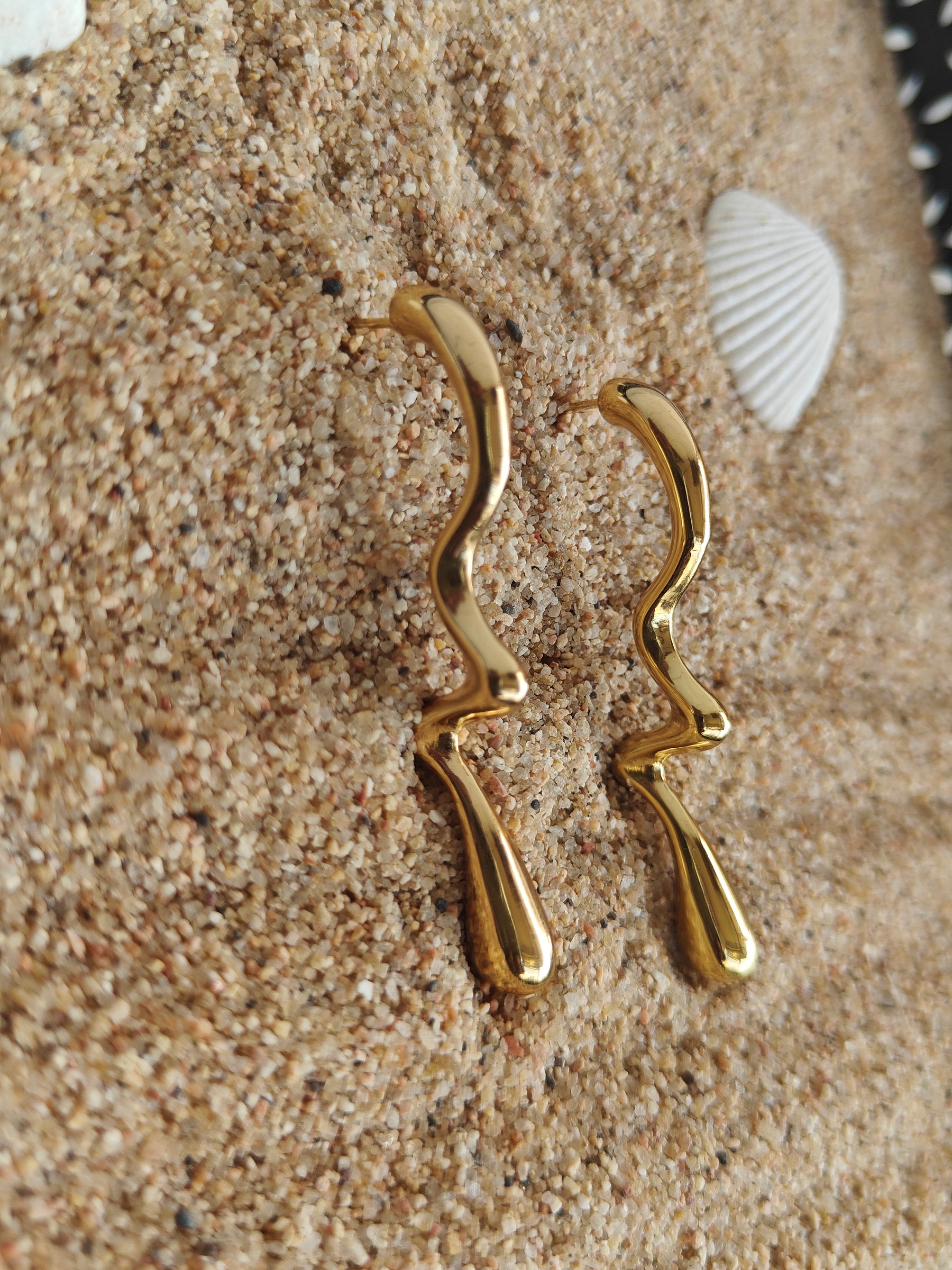 Amuukta 18K Gold Wavy Statement Earrings